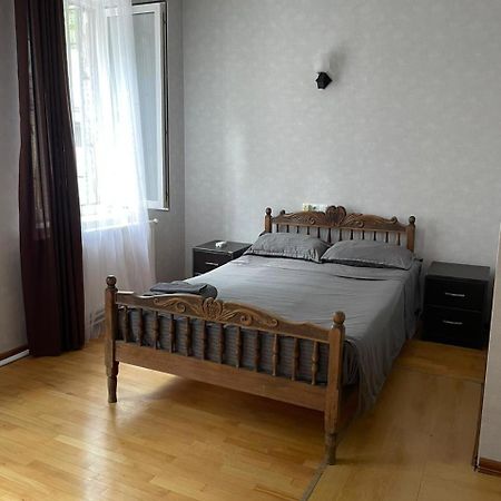 Gnt+ Hotel Tbiliszi Kültér fotó