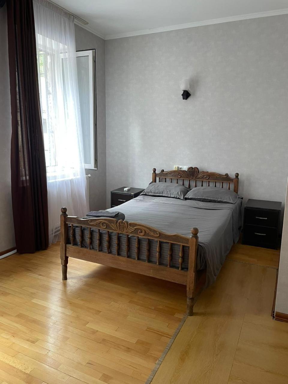 Gnt+ Hotel Tbiliszi Kültér fotó