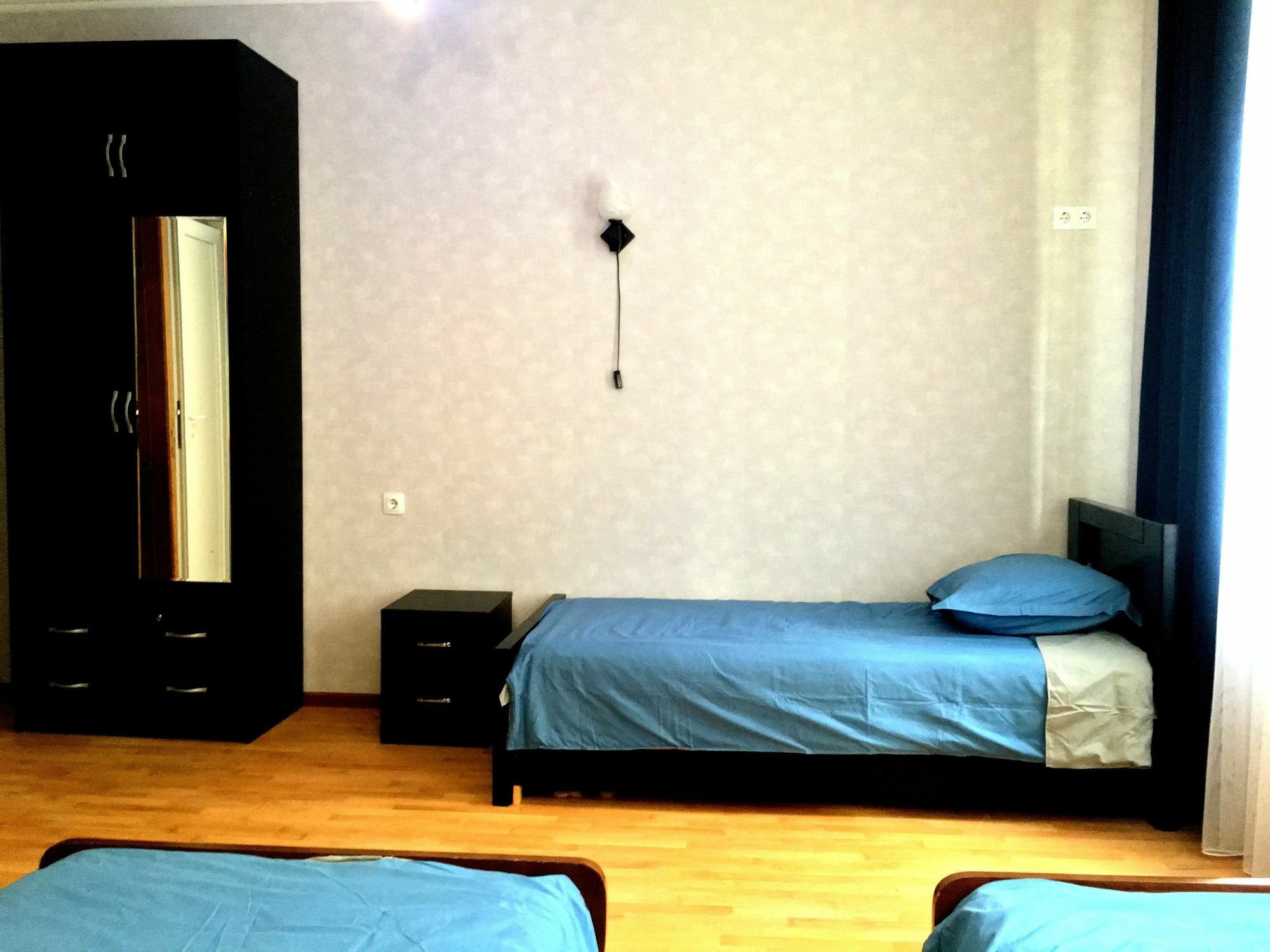 Gnt+ Hotel Tbiliszi Kültér fotó
